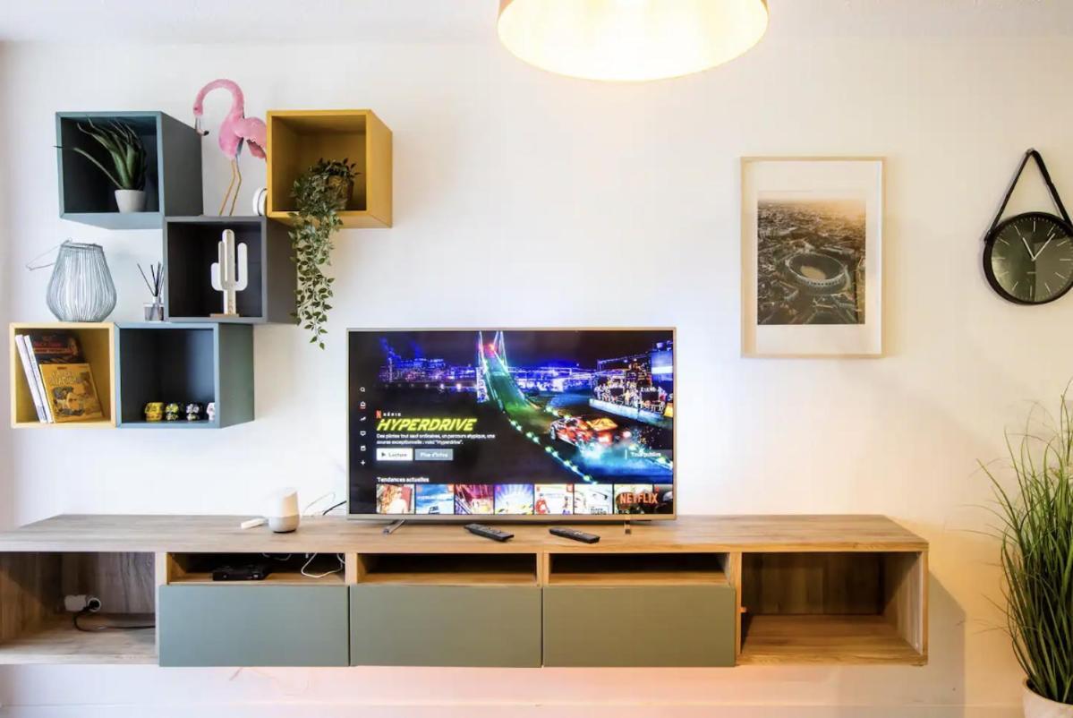Studio Terrasse & Parking Gratuit En Residence Nîmes Exterior photo